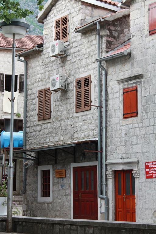 Apartment Katarina Risan Exterior photo